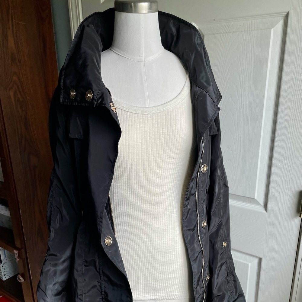 Fab’rik Black Rain Jacket